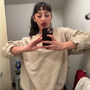 Meet your Posher, Nikole